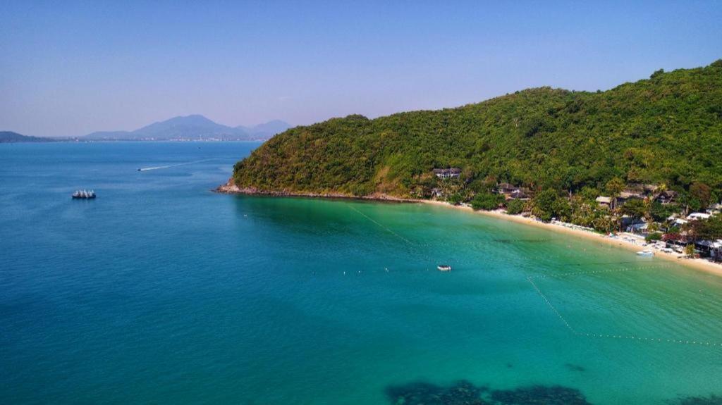 ラ リュヌ ビーチ リゾート サメット島 エクステリア 写真